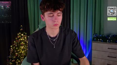 Mark online show from December 21, 1:07 pm