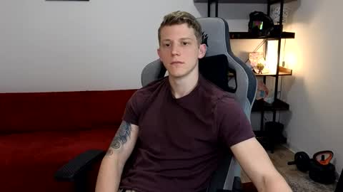 Snapshot of mark_shturman chatting on February 26, 5:28 am mark_shturman online show from February 26, 5:28 am