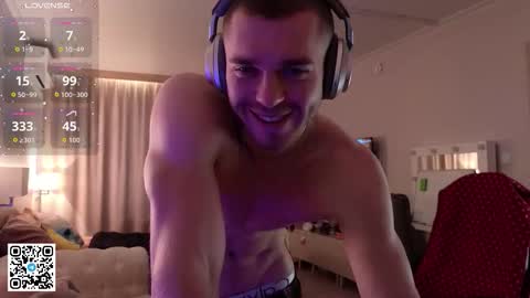 Mark online show from October 12, 9:08 am