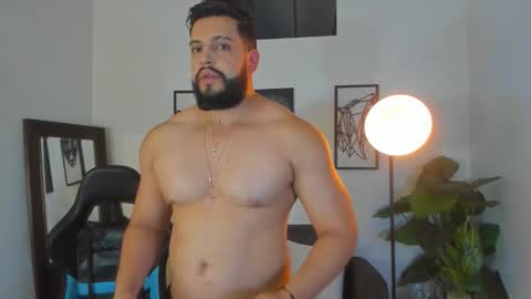 mark_x23 online show from March 16, 1:22 am