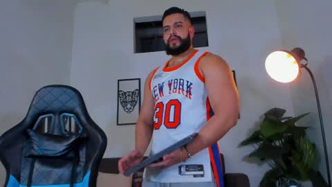 mark_x23 online show from April 25, 4:48 am