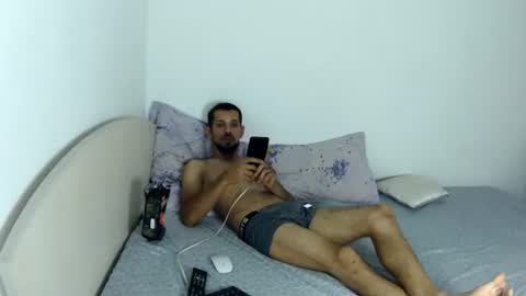 Snapshot of markandgiulia chatting on June 22, 9:45 pm MarkandGiulia online show from June 22, 9:45 pm