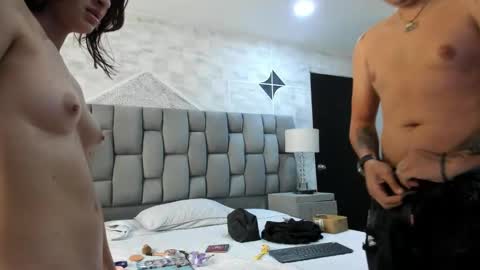 markandphilip  online show from October 1, 12:11 pm