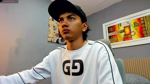 Snapshot of markbowie chatting on October 1, 11:38 am markbowie online show from October 1, 11:38 am