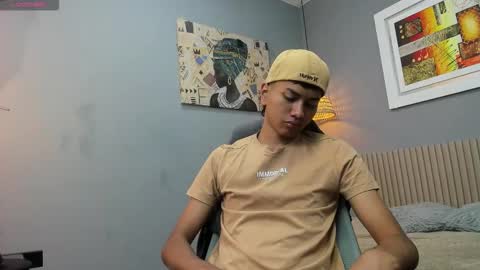 Snapshot of markbowie chatting on October 7, 12:02 pm markbowie online show from October 7, 12:02 pm