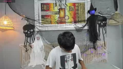 Snapshot of markbowie chatting on October 16, 3:35 pm markbowie online show from October 16, 3:35 pm