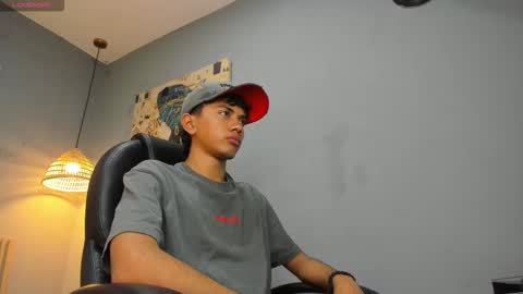 markbowie online show from January 15, 12:43 pm