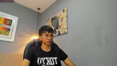 markbowie online show from January 18, 3:49 pm