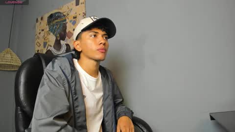 markbowie online show from February 7, 1:59 pm