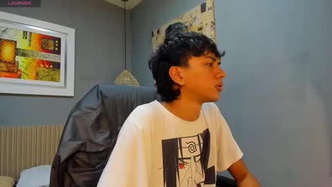 markbowie online show from February 24, 2:26 pm