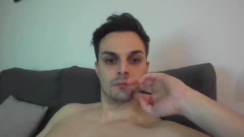 Snapshot of markboy5 chatting on December 3, 2:36 am Mark online show from December 3, 2:36 am