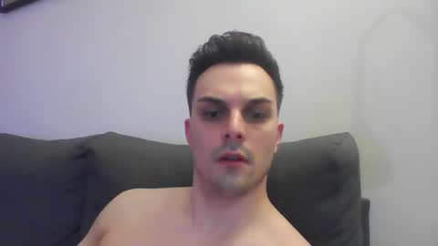 Snapshot of markboy5 chatting on February 12, 3:29 am Mark online show from February 12, 3:29 am