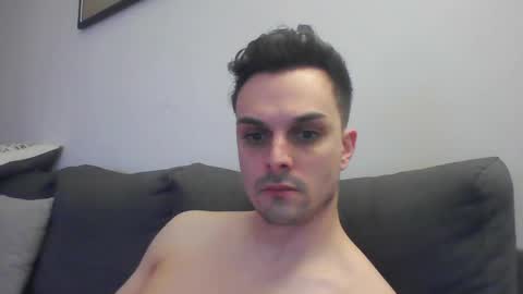 Snapshot of markboy5 chatting on February 25, 2:36 am Mark online show from February 25, 2:36 am