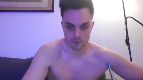 Snapshot of markboy5 chatting on March 11, 1:26 am Mark online show from March 11, 1:26 am