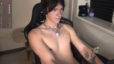 Snapshot of markcarthy chatting on October 15, 7:58 pm Mark online show from October 15, 7:58 pm