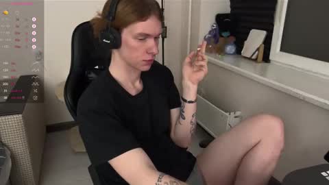 Mark online show from February 20, 11:16 pm