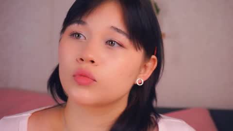 Kira and Evia online show from December 18, 7:36 am