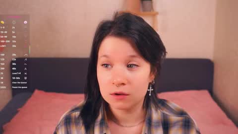 Kira and Evia online show from December 22, 7:38 am