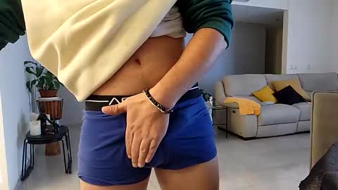 Snapshot of markkonte chatting on December 22, 11:51 am markkonte online show from December 22, 11:51 am