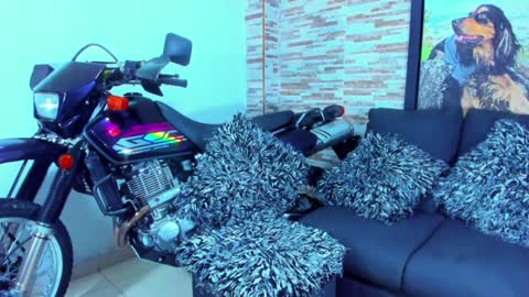 Snapshot of marko_toro__ chatting on December 8, 5:18 am Sebastian online show from December 8, 5:18 am