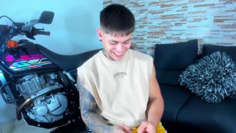 Snapshot of marko_toro__ chatting on January 13, 6:06 am Sebastian online show from January 13, 6:06 am