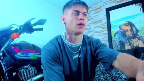 Snapshot of marko_toro__ chatting on January 21, 2:11 am Sebastian online show from January 21, 2:11 am