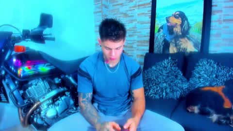 Snapshot of marko_toro__ chatting on February 9, 7:09 pm Sebastian online show from February 9, 7:09 pm