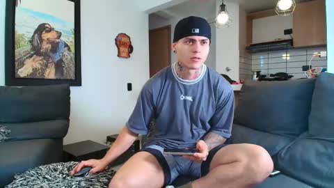 Snapshot of marko_toro__ chatting on September 9, 5:23 pm Sebastian online show from September 9, 5:23 pm