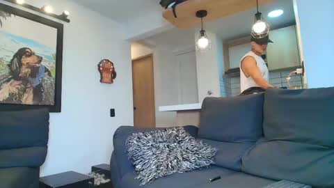 Snapshot of marko_toro__ chatting on September 10, 10:32 pm Sebastian online show from September 10, 10:32 pm