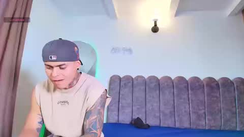 Snapshot of marko_toro__ chatting on October 31, 9:05 pm Sebastian online show from October 31, 9:05 pm