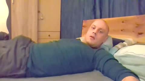 markus_7 online show from October 2, 5:31 pm