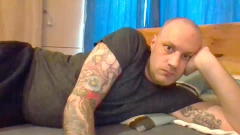 markus_7 online show from December 18, 11:49 am