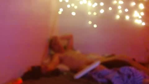 markymark101825061 online show from January 1, 9:17 am