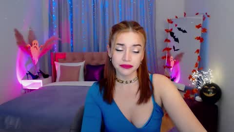 MarlaDewis online show from October 19, 11:44 am