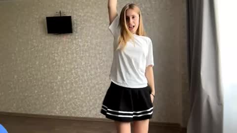 Snapshot of marlenagehlert chatting on September 9, 2:16 pm Olivia online show from September 9, 2:16 pm