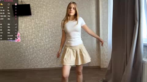 Snapshot of marlenagehlert chatting on October 2, 2:13 pm Olivia online show from October 2, 2:13 pm