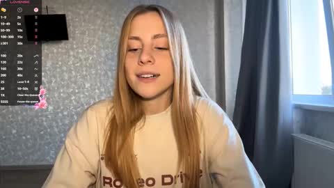 Snapshot of marlenagehlert chatting on October 6, 2:03 pm Olivia online show from October 6, 2:03 pm