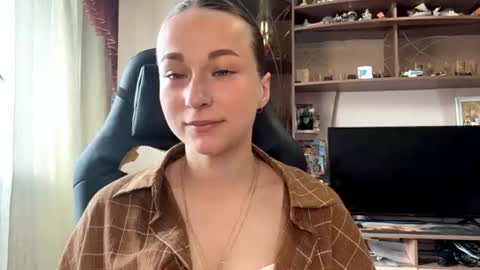 Lena online show from June 15, 5:09 am