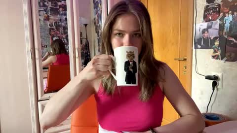 Codi online show from June 5, 10:21 am