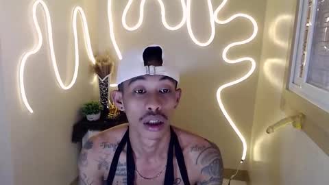 marlmoreno10 online show from January 9, 4:37 am