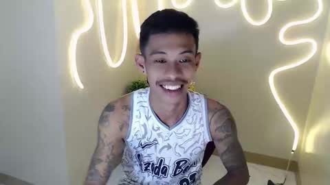 marlmoreno10 online show from January 10, 7:54 am