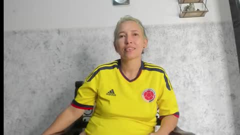 Snapshot of marly7890 chatting on October 12, 2:10 am marly online show from October 12, 2:10 am