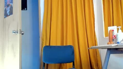 marynmartinez online show from May 9, 6:40 am