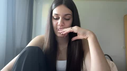 Mary online show from May 21, 1:51 pm