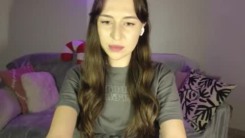 Mary online show from November 29, 5:38 pm