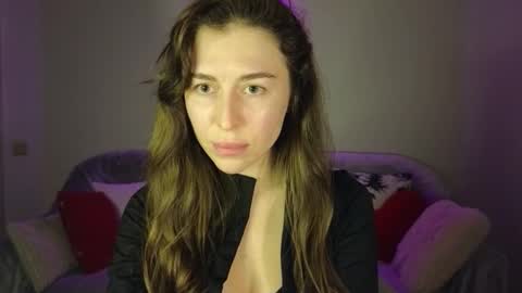 Mary online show from December 16, 2:22 pm