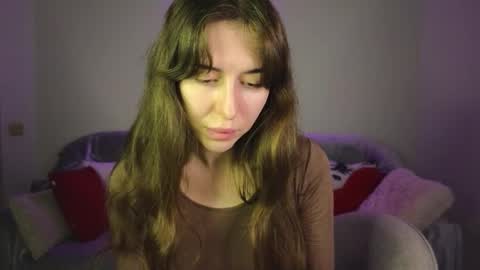 Mary online show from December 19, 1:29 pm