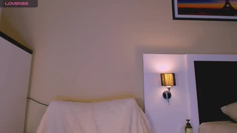 Mari online show from October 4, 4:21 am