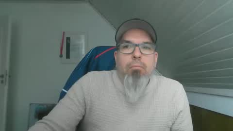 marriedcock1980 online show from March 27, 7:03 am