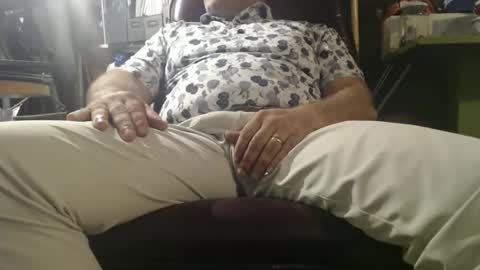 only fans marrieddad19751975 online show from September 27, 6:35 pm